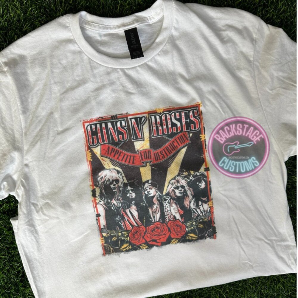 ⚫️NOT PERFECT: Guns and Roses Tee
